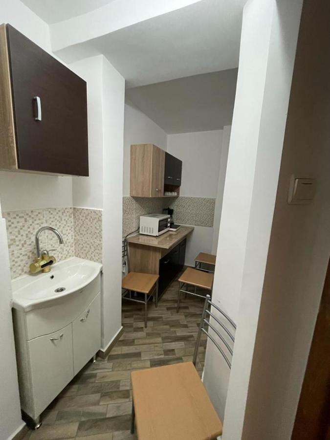 Apartament Mioritza 2B โฮเรซู ภายนอก รูปภาพ