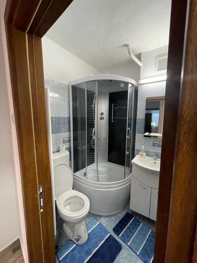 Apartament Mioritza 2B โฮเรซู ภายนอก รูปภาพ